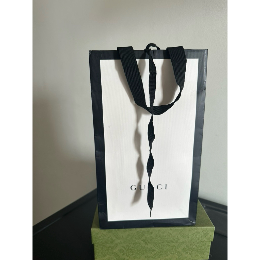 ถุงกระดาษ Gucci Used 6.5x11 นิ้ว