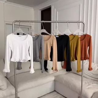 PTSL2325 เสื้อแขนยาวแต่งเอวระบายปักโลโก้ PROMTHONG