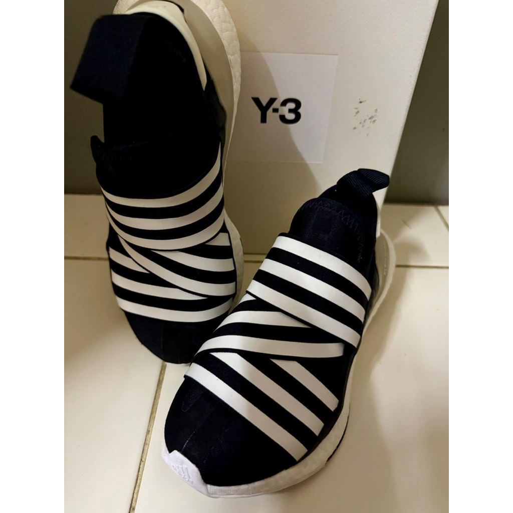 adidas Y-3 Ultraboost 22 sneakers