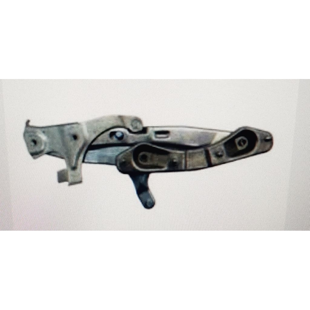 BENZ...แท้ บานพับฝาถัง W202 C200 C220 ข้างขวา(mi)