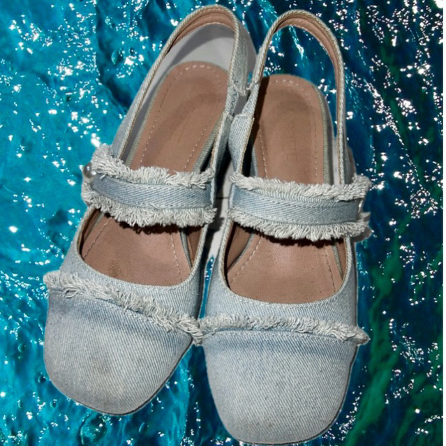 รองเท้า the jennie labotte.bkk มือสอง ส่งต่อ ไซส์ 38 | Special Blue Denim Heels Pearl