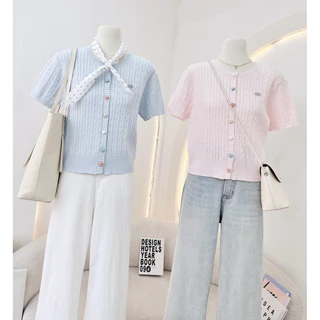 PANISA เสื้อคอกลมไหมพรมเปีย กระดุมหน้า (สาวอวบใส่ได้)