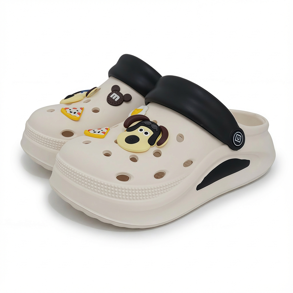 Girls' sandalsรองเท้าแตะพื้นหนารองเท้าแตะนุ่มกันลื่นลำลอง​เป็นที่นิยมแบบสวมกันลื่น