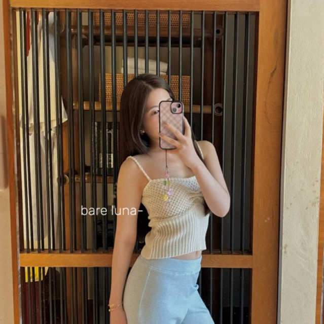 BareLuna เสื้อสายเดี่ยวไหมพรม