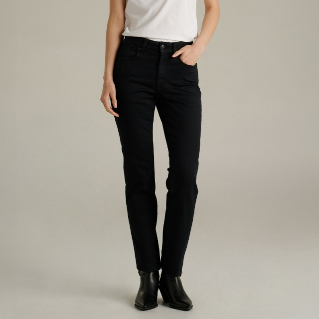 Mc JEANS กางเกงยีนส์ผู้หญิง ทรงขาตรง (Straight) เอวกลาง สีดำฟอกเข้ม MFIZ255