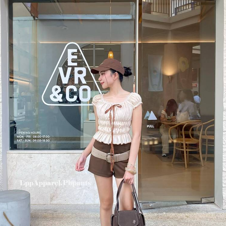 Pbpants เสื้อระบายแต่งลูกไม้อก