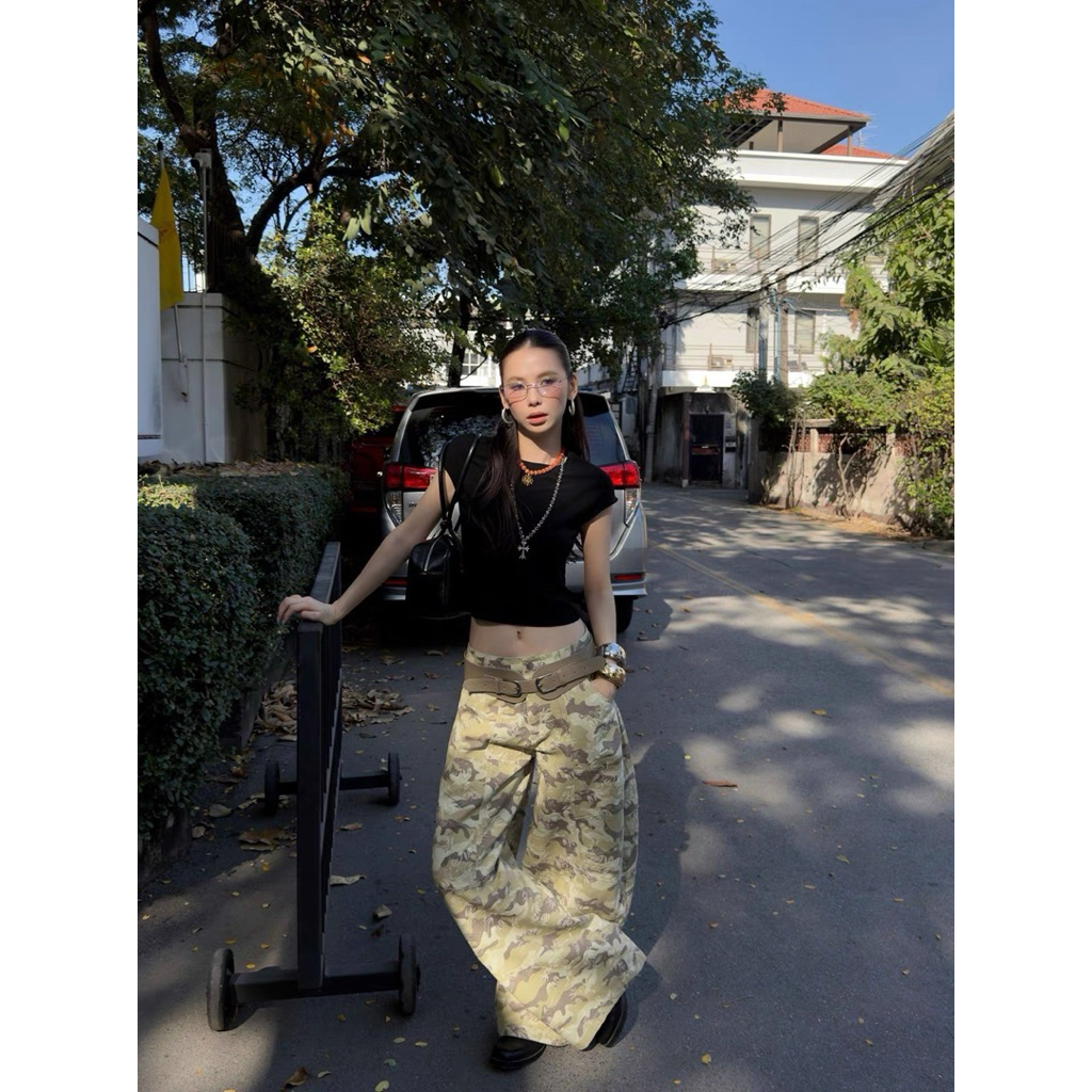 𝗪𝗜𝗡𝗡𝗬 𝗨𝗥𝗕𝗔𝗡 𝗔𝗥𝗠𝗬 𝗝𝗘𝗔𝗡𝗦🪖🩶(SML 790฿) onseason ไอเท็มเด็ด พร้อมเสิร์ฟ กางเกงยีนส์ลายทหารทรงบอลลูน ทรงนี้ฮิตตลอดกาล สวยเก๋ - รูปที่ 4