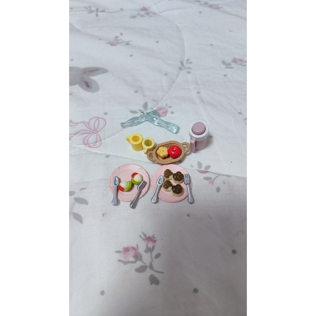 Sylvanian families อาหารมือสอง