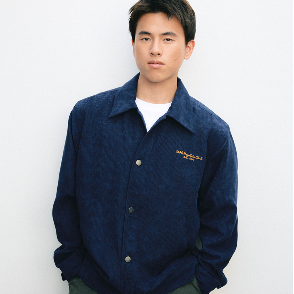 [MOO aw25] MOO Mountain Club FFA Jacket เสื้อแจ็กเก็ตแขนยาวลวดลายปัก MOO Mountain Club แต่งดีเทลสายเ