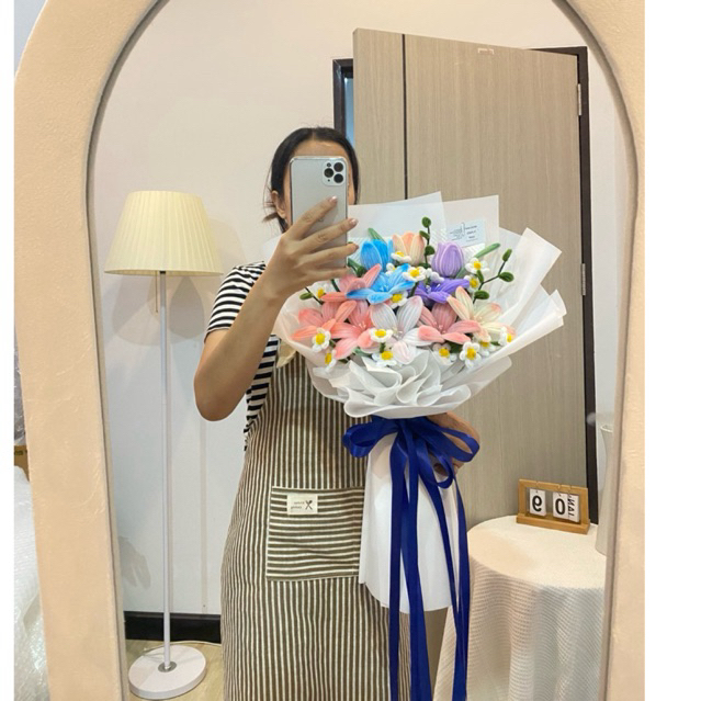 ช่อดอกไม้ลวดกำมะหยี่ ทำตามเรพมีการ์ดแจ้งได้ค่ะ งานในไทย🇹🇭(เวลาจัดส่ง2-3วัน)หลังกดสั่งนะคะ