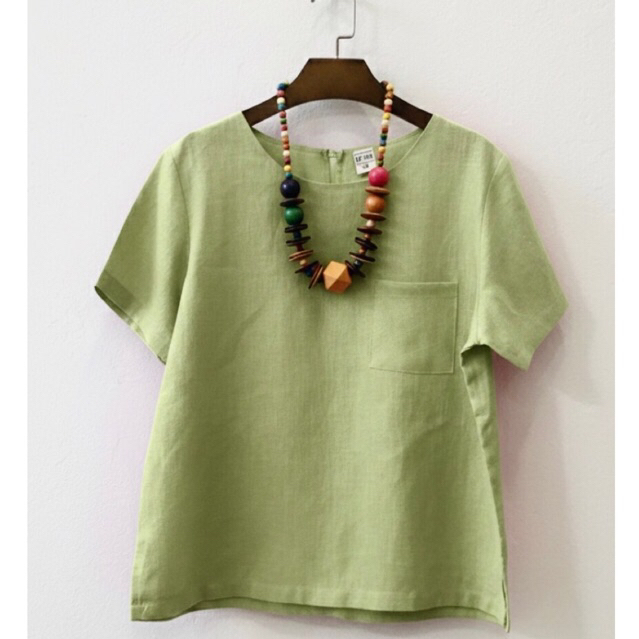 เสื้อลินินแท้ แขนสั้น ติดกระเป๋าเก๋ๆ 1 ใบ  สีดำ สีขาว (size 40-44”)