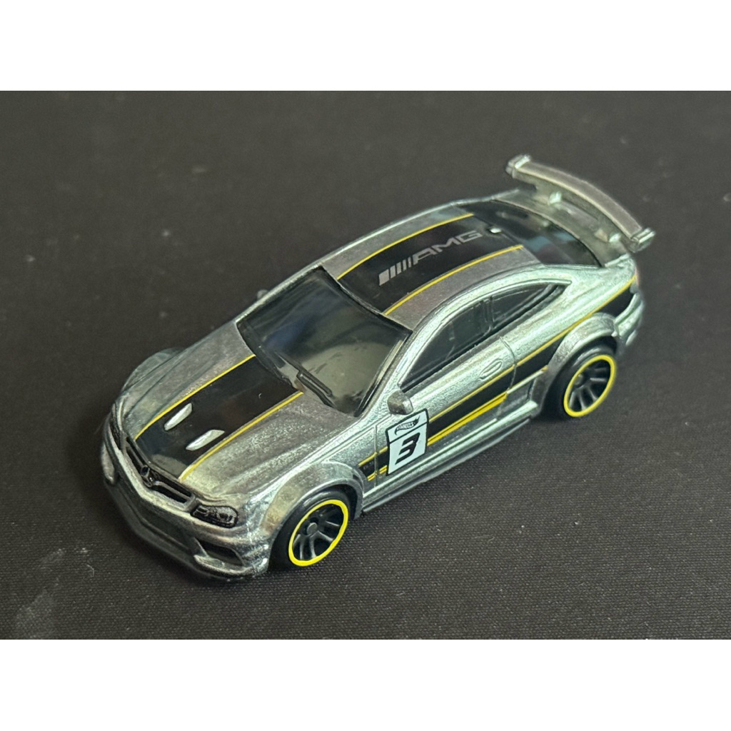 Hotwheels Silver Series Zamec ขนาด 1:64  2012 Mercedes-benz c63 AMG Coupe นอกแพ็ค สภาพดี