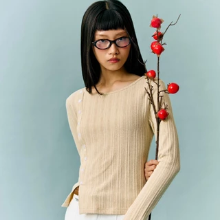 CHUUCHOP - (S-XL) Ningning Long Sleeve เสื้อแขนยาวแต่งกระดุมข้าง (C8484)