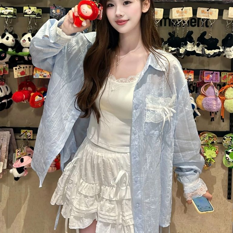 aililai1688 เสื้อเชิ้ต สีฟ้า แขนยาว ใส่ง่าย ใส่ได้ทุกวัน ดูดีแบบไม่ต้องคิดเยอะ พร้อมส่งจากกรุงเทพฯ