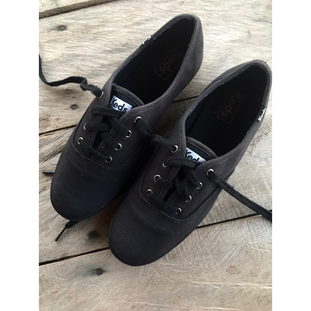 Keds มือสอง สภาพ 98% size 39