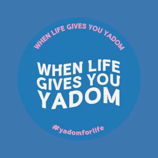 กระปุกกลาง Pirom #yadomforlife เครื่องหอมสมุนไพร แถมสติกเกอร์ลายน่ารักๆ พร้อมสายคล้องข้อมือ -อ่านรายละเอียดด้วยน้า
