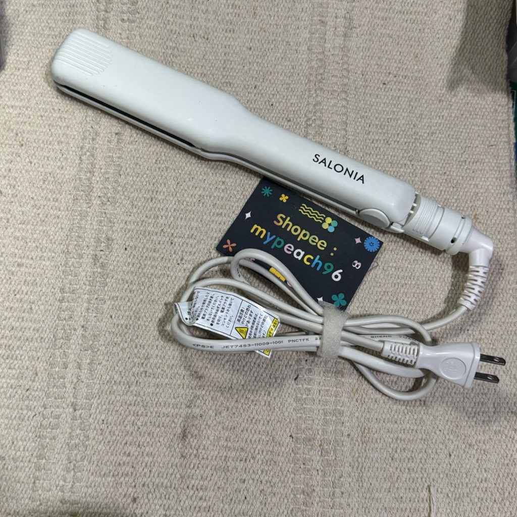 สินค้ามือสองจากญี่ปุ่น🇯🇵 เครื่องหนีบผม Salonia ขนาด 35mm.(รุ่นยอดฮิตจากญี่ปุ่น)