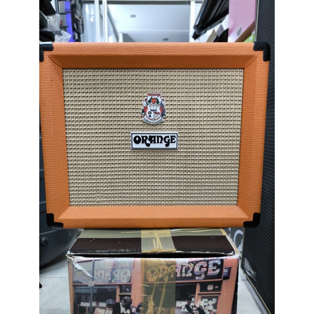 ตู้แอมป์กีตาร์ไฟฟ้า Orange Crush20RT