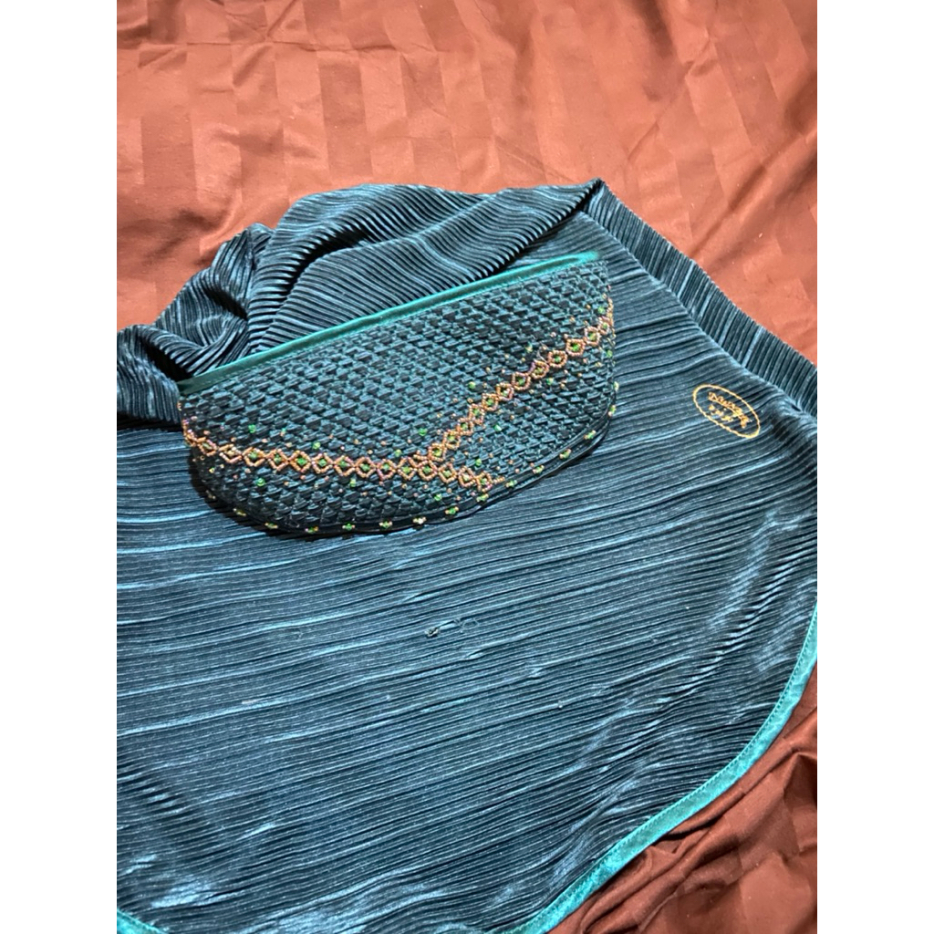 ผ้าคลุมนูนูห์ (Nunuh) มือสอง✌🏻