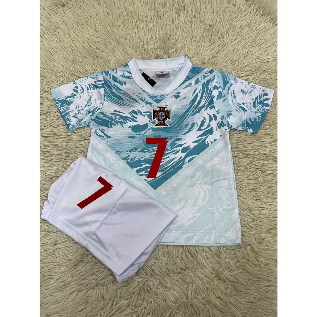 ชุดบอลทีมชาติโปรตุเกสเด็ก เบอร์7ชื่อโรนัลโด้ ปี2026ใหม่ล่าสุด เสื้อ+กางเกง