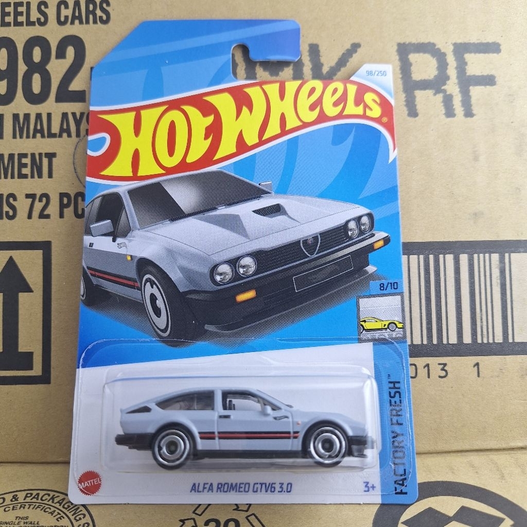 รถเหล็ก Hotwheels ALFA ROMEO GTV6 3.0 98/250 (kg23)2 (kg24)2