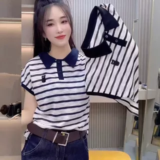 เสื้อโปโลคอปกทรงหลวมทันสมัย ​​ดูอ่อนเยาว์ และช่วยให้ดูผอมเพรียว ดีไซน์ลายทางแบบแพทช์เวิร์ค เหมาะสำหรับคุณแม่