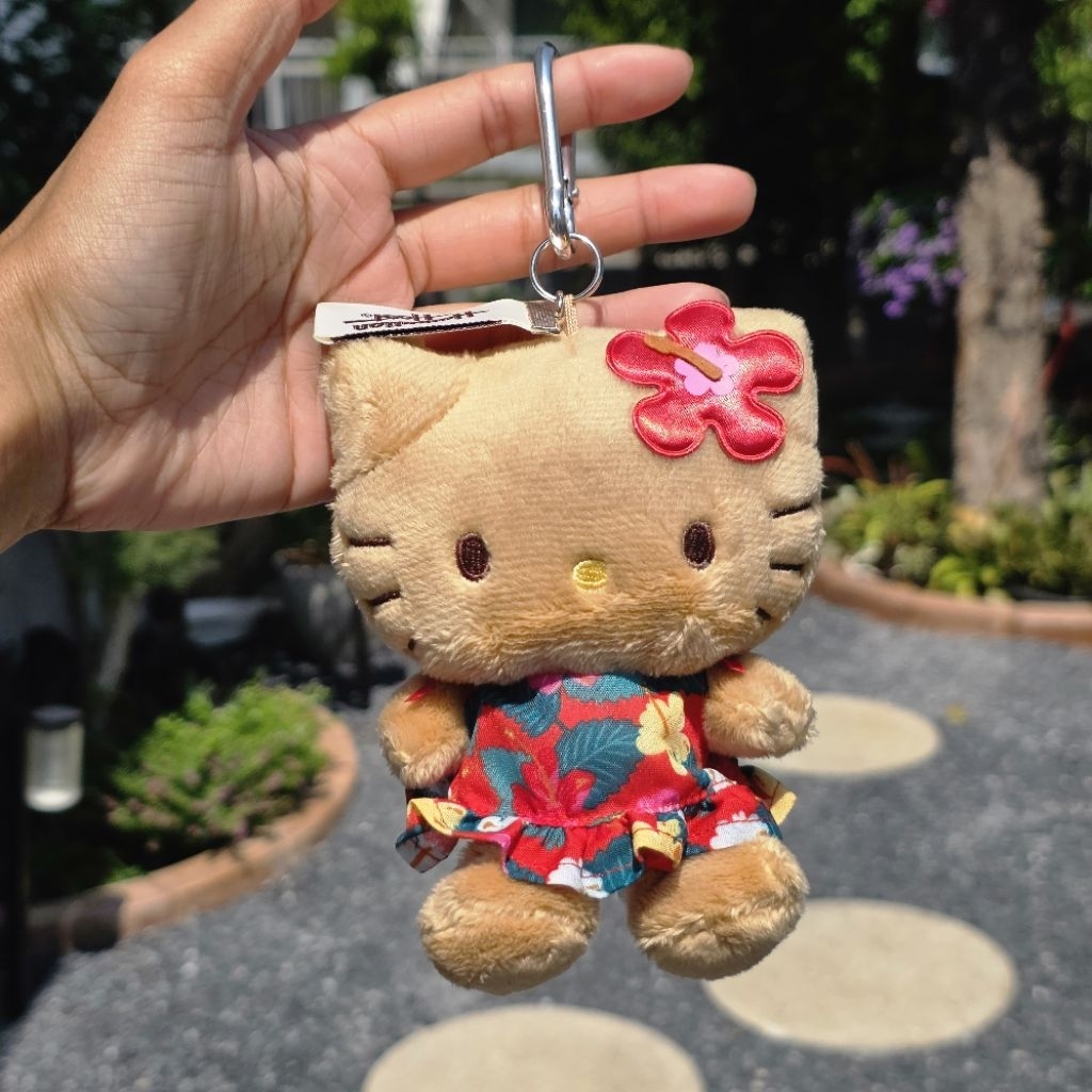 พวงกุญแจ Hello Kitty ผิวแทน×Hawaiian Host