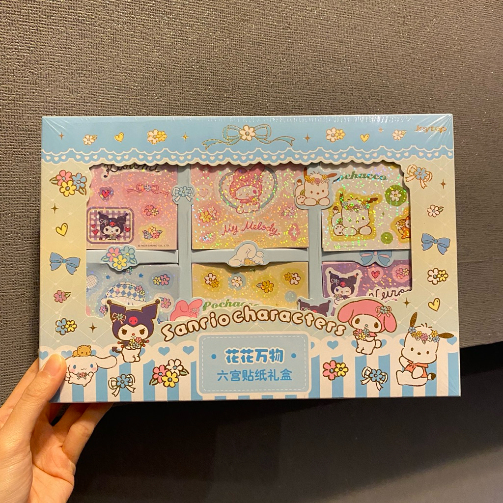 cutiepie-(พร้อมส่ง ลิขสิทธิ์แท้ )สติ๊กเกอร์ซานริแบบกล่อง 60แผ่น ไดคัทแล้ว ลายไม่ซ้ำ มีวิ้งๆน่ารัก สำหรับติดตกแต่ง