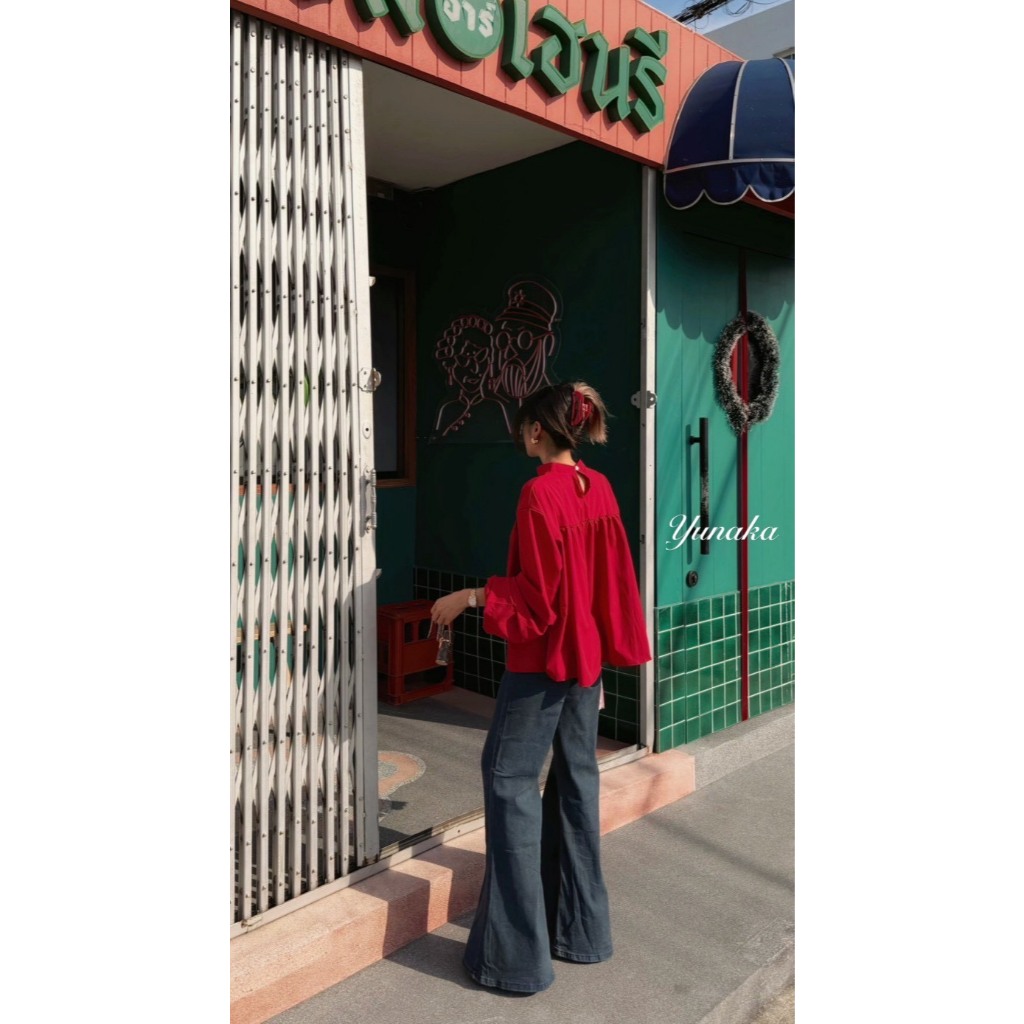 เสื้อคอตั้งแต่งกระดุมจีน แขนยาวทรงปล่อยๆ ดีเทลช่วงแขนตีเกล็ดเพิ่มความพองๆ เสื้อใส่ตรุษจีน yunaka - รูปที่ 4