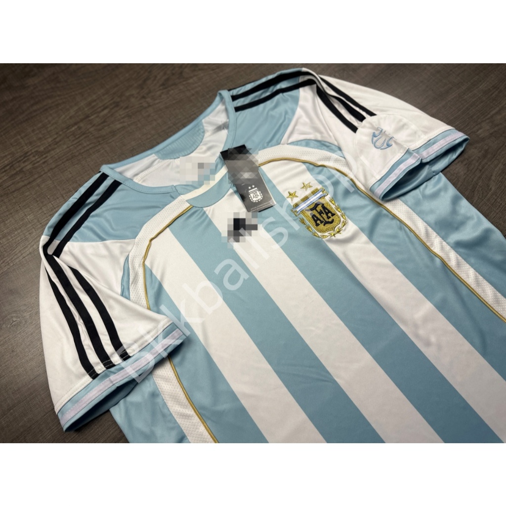 [Retro] – เสื้อฟุตบอล ทีมชาติ อาเจนตินา Home ฟุตบอลโลก ปี 2006 เบอร์ชื่อ 10 RIQUELME 19 MESSI ราคา ถูกที่สุด ดีลบีเคเค แกลเลอรีภาพที่ 8
