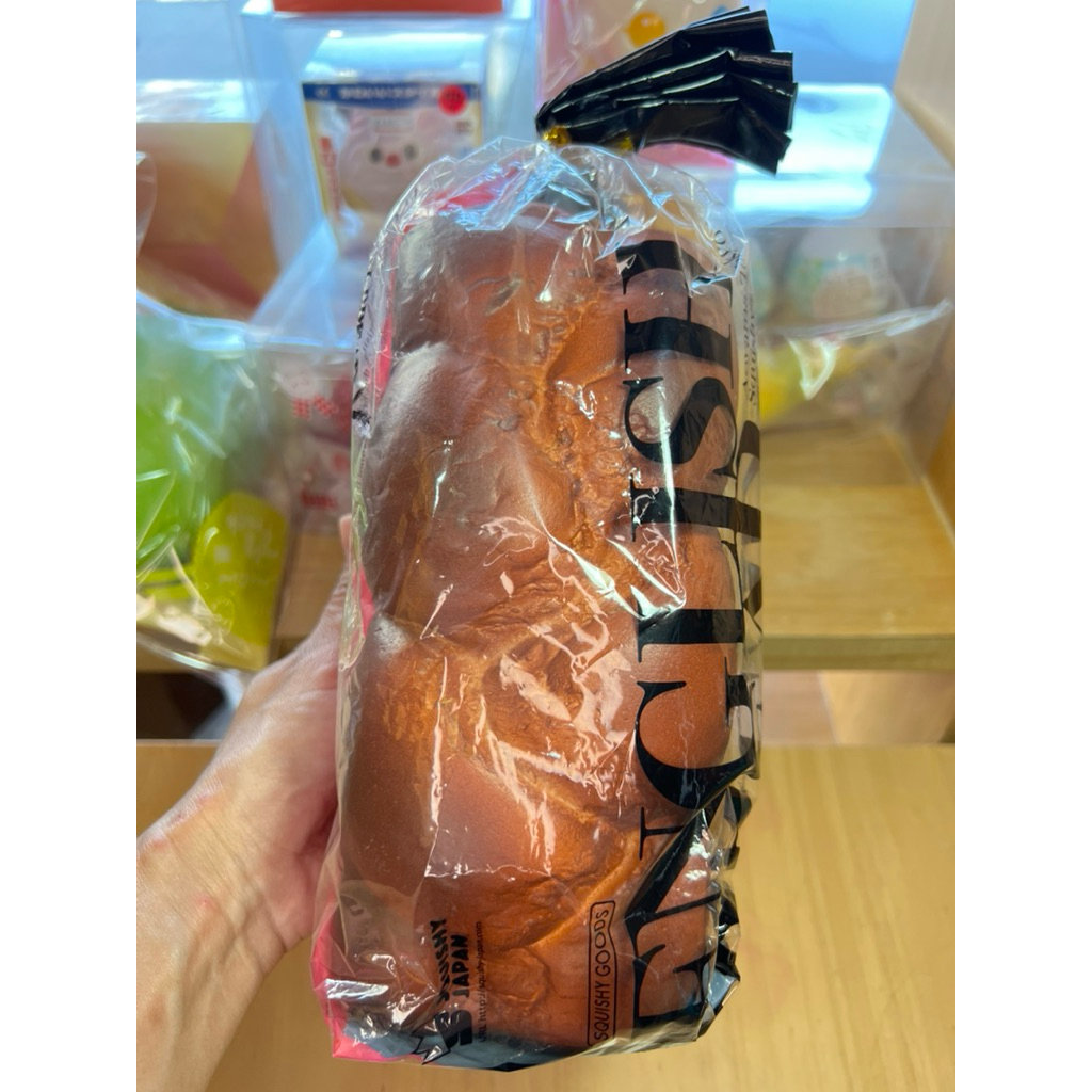 สกุชชี่ ขนมปังปอนด์ IBoom 🍞 ขนมปังปอนด์แผ่นโต ดีไซน์เหมือนจริง