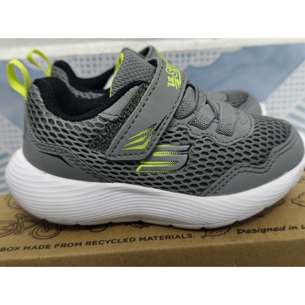 รองเท้าเด็ก sketcher