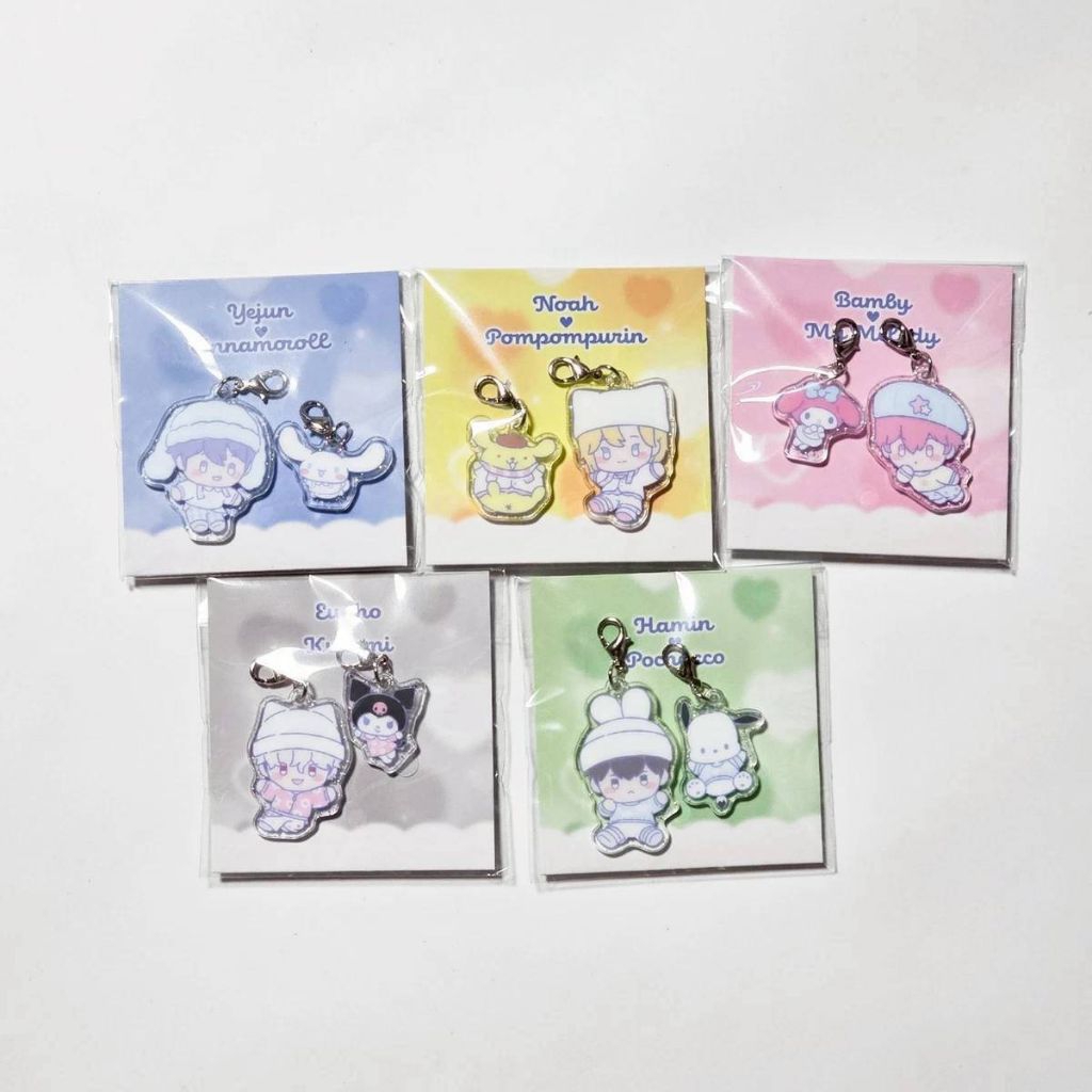 [พร้อมส่ง] Plave BBUU - Acrylic Charm Keyring Sanrio Collaboration Official MD พวงกุญแจ 2 ชิ้น มือ 1 ไม่แกะซีล