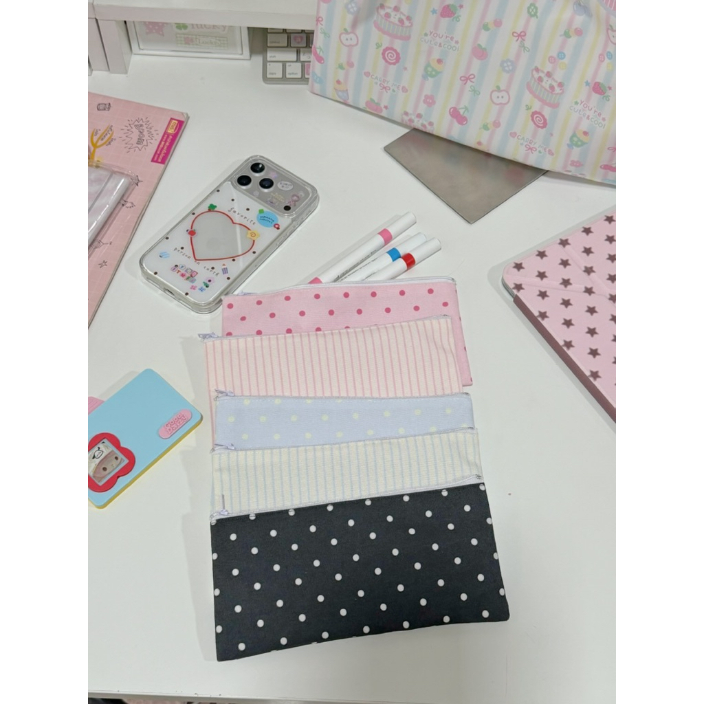 carryme-🍥กระเป๋าดินสอแคนดี้ ผ้าแคนวาสน่ารัก ราคาถูก ใส่ดินสอ/ปากกา อุปกรณ์ไปเรียน มีซิป ขนาดกะทัดรัด