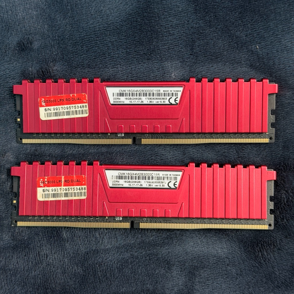 CORSAIR VENGEANCE LPX 16GB (8GBx2) DDR4/3000 (RED) (CMK16GX4M2B3000C15R) RAM PC (แรมพีซี) Memory RAM