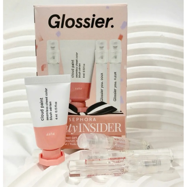 Glossier x Sephora Gift Set 2026 Blush 4ml. ( สี Puff ) + Vials ( You , Doux , Fleur ) 1.5ml x3 เซตรวม 4 ชิ้น