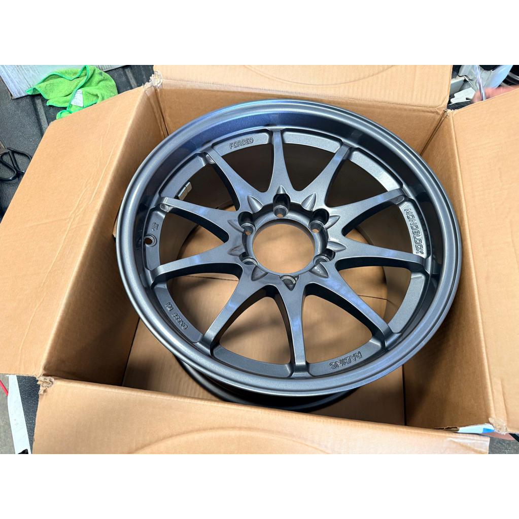 ล้อแม็กซ์ใหม่ CE28 ขอบ18 6รู139 กว้าง 9.5 นิ้ว ราคาต่อวง ซื้อแยกวงได้