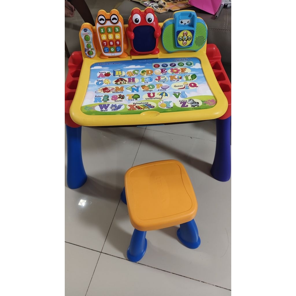 โต๊ะกิจกรรม VTech Touch & Learn Activity Desk