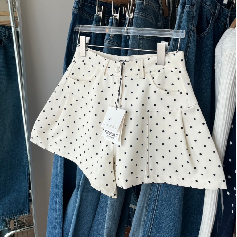 Moonlight Dollar polkadot pants กางเกงขาสั้น polkadot  ทรงบาร์บี้