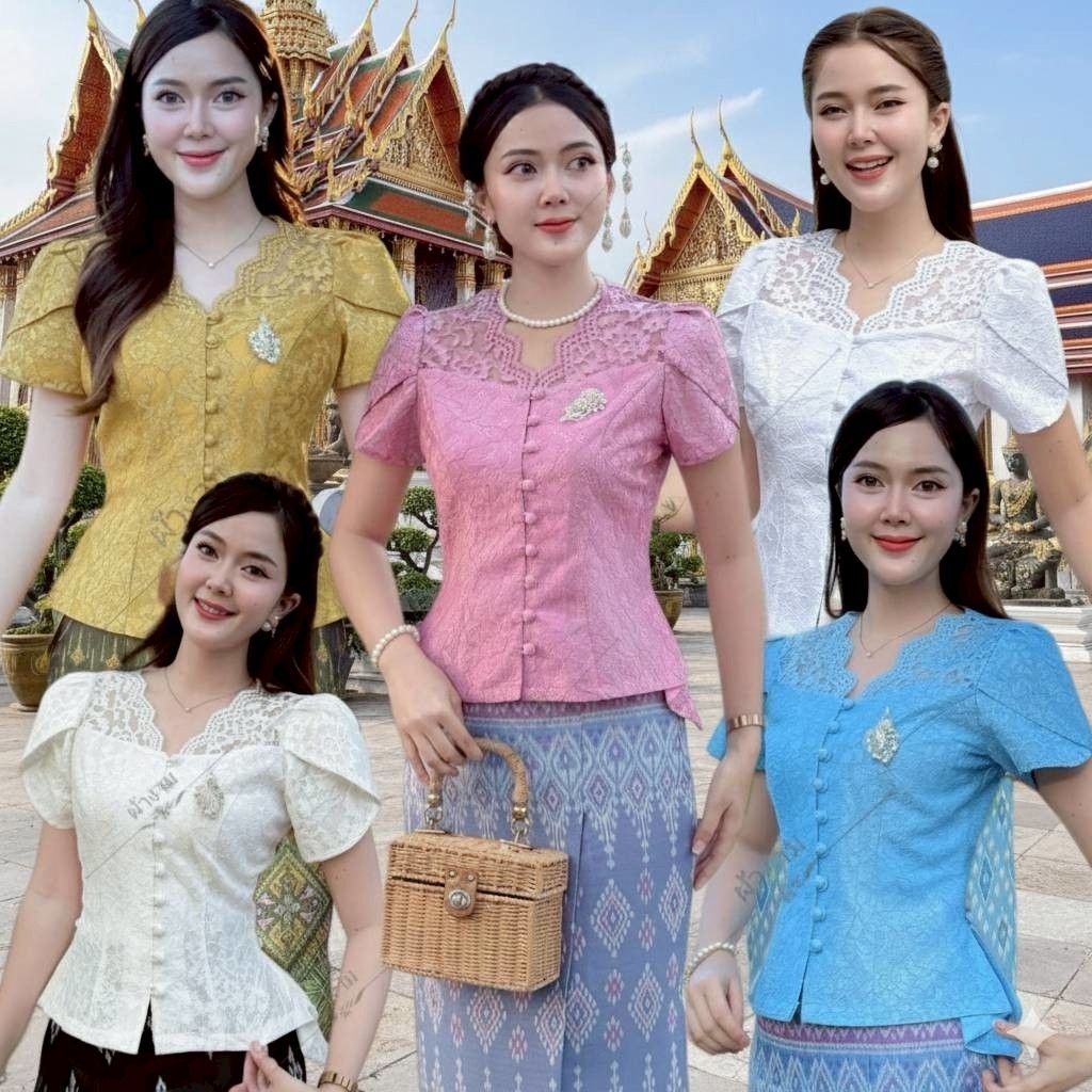 เสื้อลูกไม้คอวีกระดุมหน้าแขนกลีบบัว
