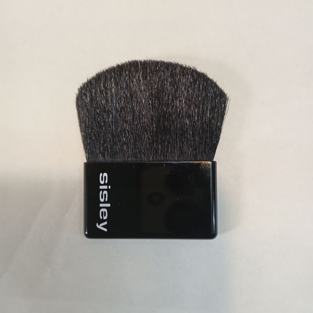 แปรงปัดแก้ม จาก Sisley Phyto-Blush Brush (ของแท้ใหม่มือหนึ่งพร้อมส่ง)