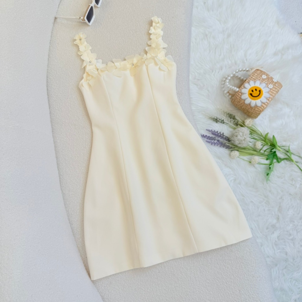 [LISA] A1332 ชุดเดรสกระโปรงสายตะเกียบดีเทลแต่งดอกไม้เพชรคริสตัล ดูแพงผู้ดี ใส่ดินเนอร์ ออกงาน