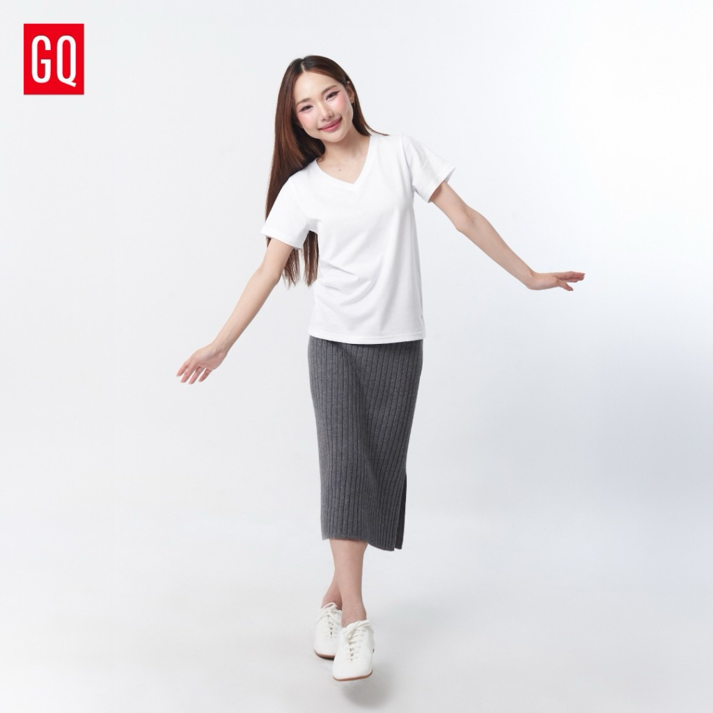ส่งต่อ GQ Everyday Women T-Shirt เสื้อยืดคอวี ผ้านุ่ม ระบายอากาศดี ไม่มีป้ายคอ ไม่คัน