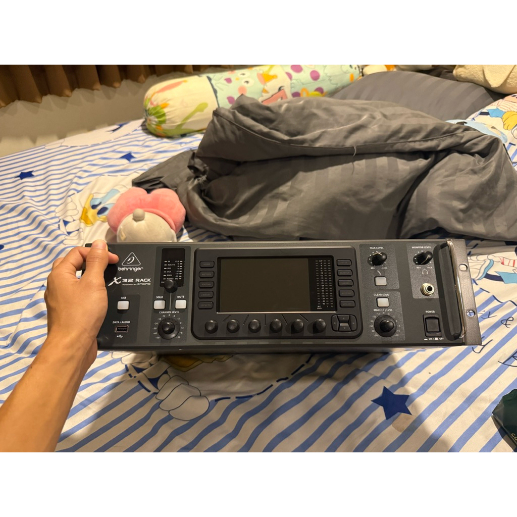 Behringer X32 Rack Digital Mixer แบบติดแร็ค 40 อินพุต 25 บัส (ของแท้ 100%)