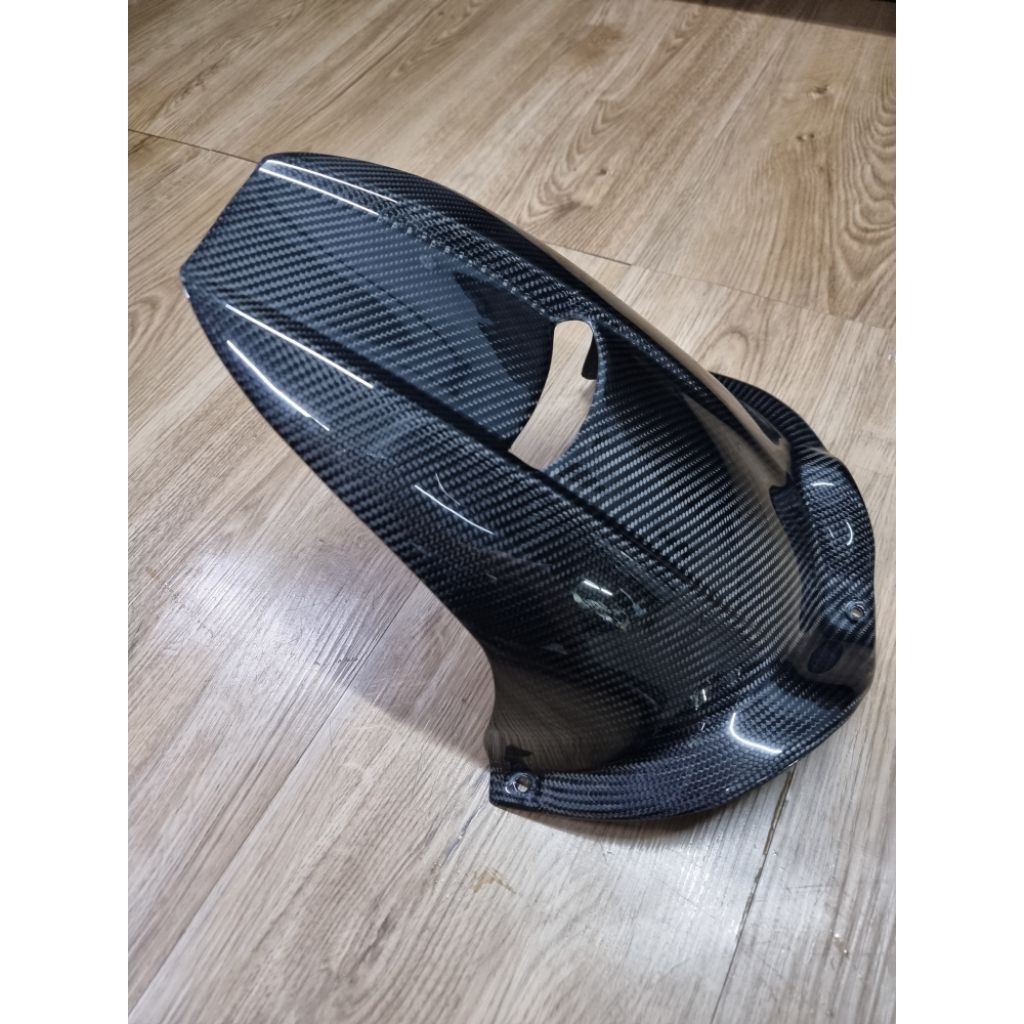 บังโคลนเเต่งทรงสนามZX6R(ไม่รวมบังโซ่)​