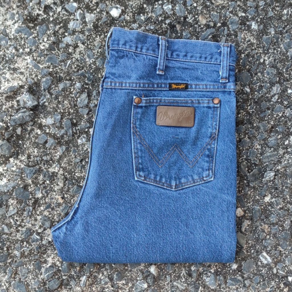 W28/34 กางเกงยีนส์มือสอง Wrangler รุ่น 936DEN เอววัดจริง 34.5" ยาวทั้งตัว 42" ปลายขา 8" ผลิต Mexico 