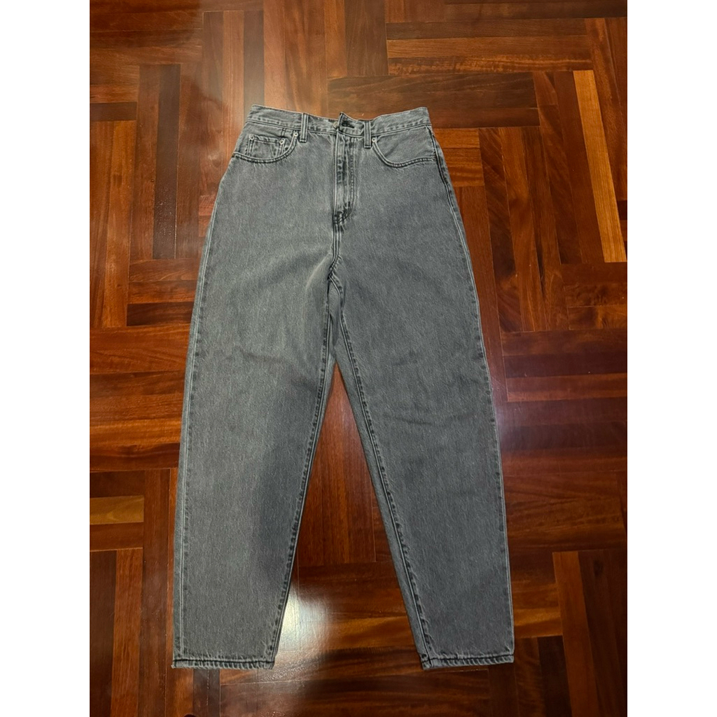 กางเกง levis รุ่น levis premium สีดำซีด มือสอง