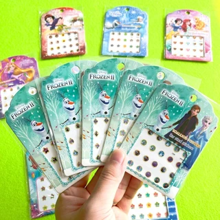 💅🏻สติ๊กเกอร์ติดเล็บเด็ก 6 บาท💅🏻สติ๊กเกอร์ติดหู ตุ้มหู Nail sticker (ราคาต่อ 1 แผ่นนะคะ) earing สติ๊กเกอร์ติดเล็บเด็ก 3D