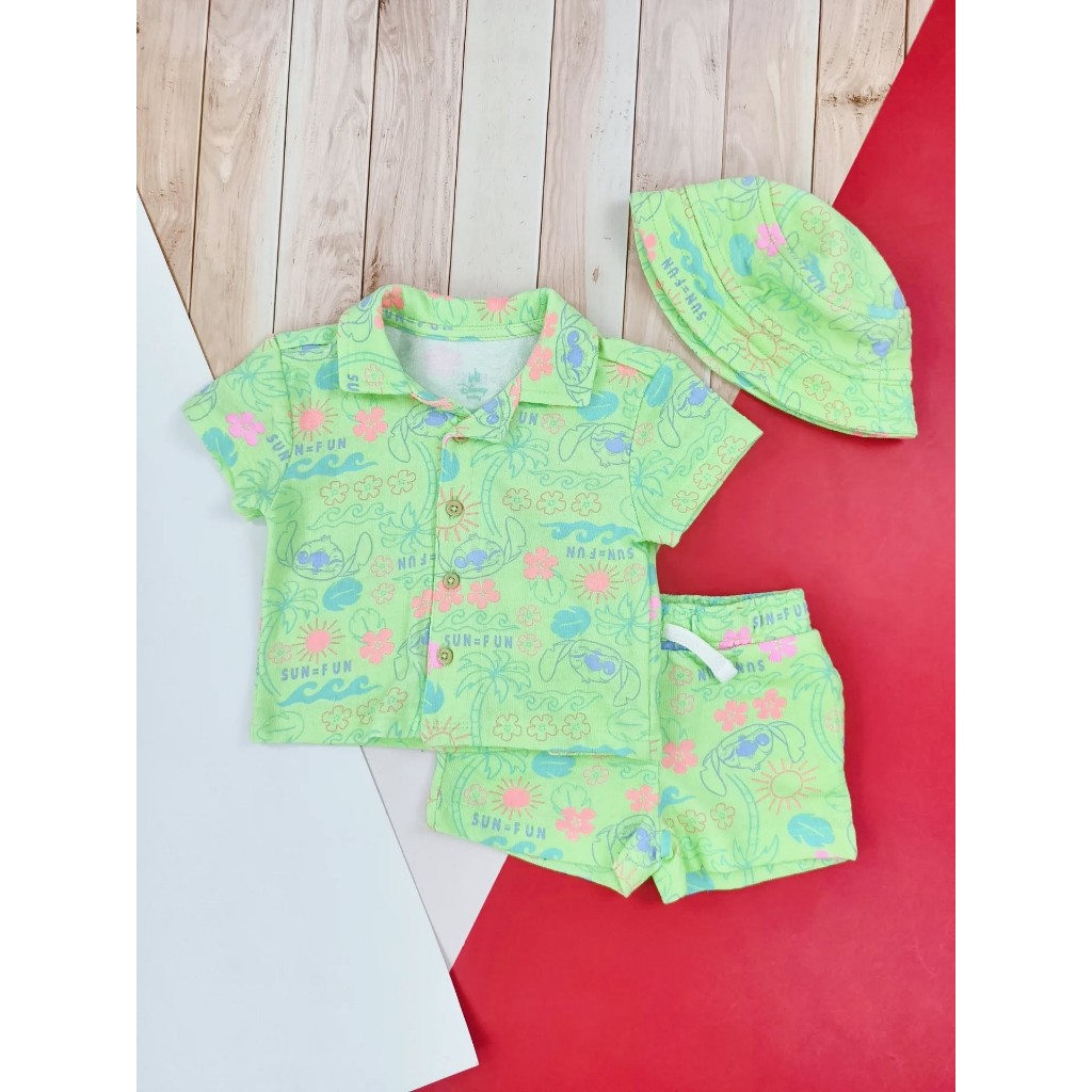 Disney baby ชุดเชต เสื้อแขนสั้น คอปก - กางเกงขาสั้น มาพร้อมกับหมวก Sticth พื้นสีเขียว