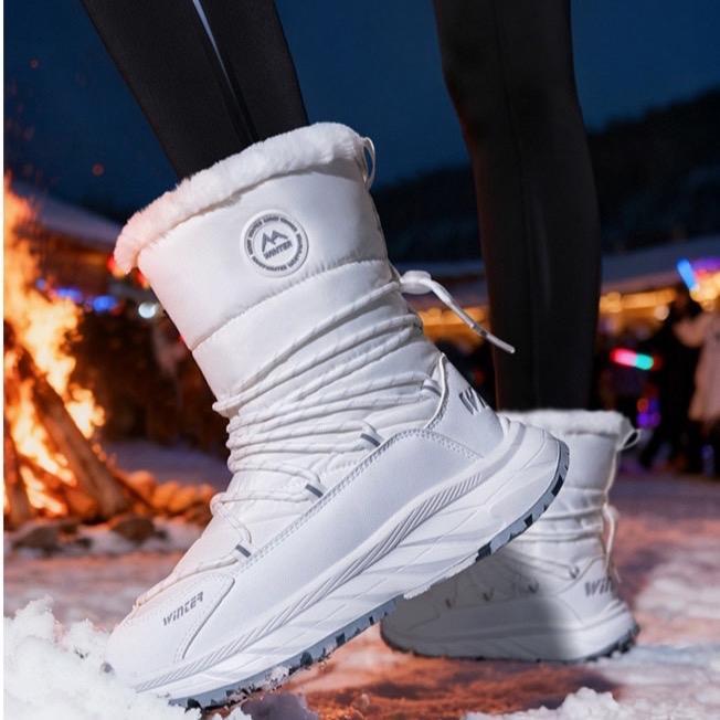 Crazy Snow รองเท้าบูทลุยหิมะกันหนาว กันลื่น รุ่น Many Boots